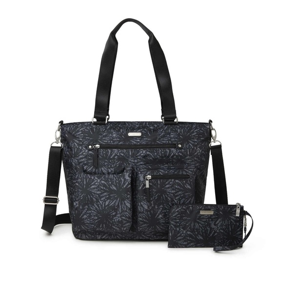 Baggallini Handbags - Baggallini Every Day Tote With RFID Phone Wristlet